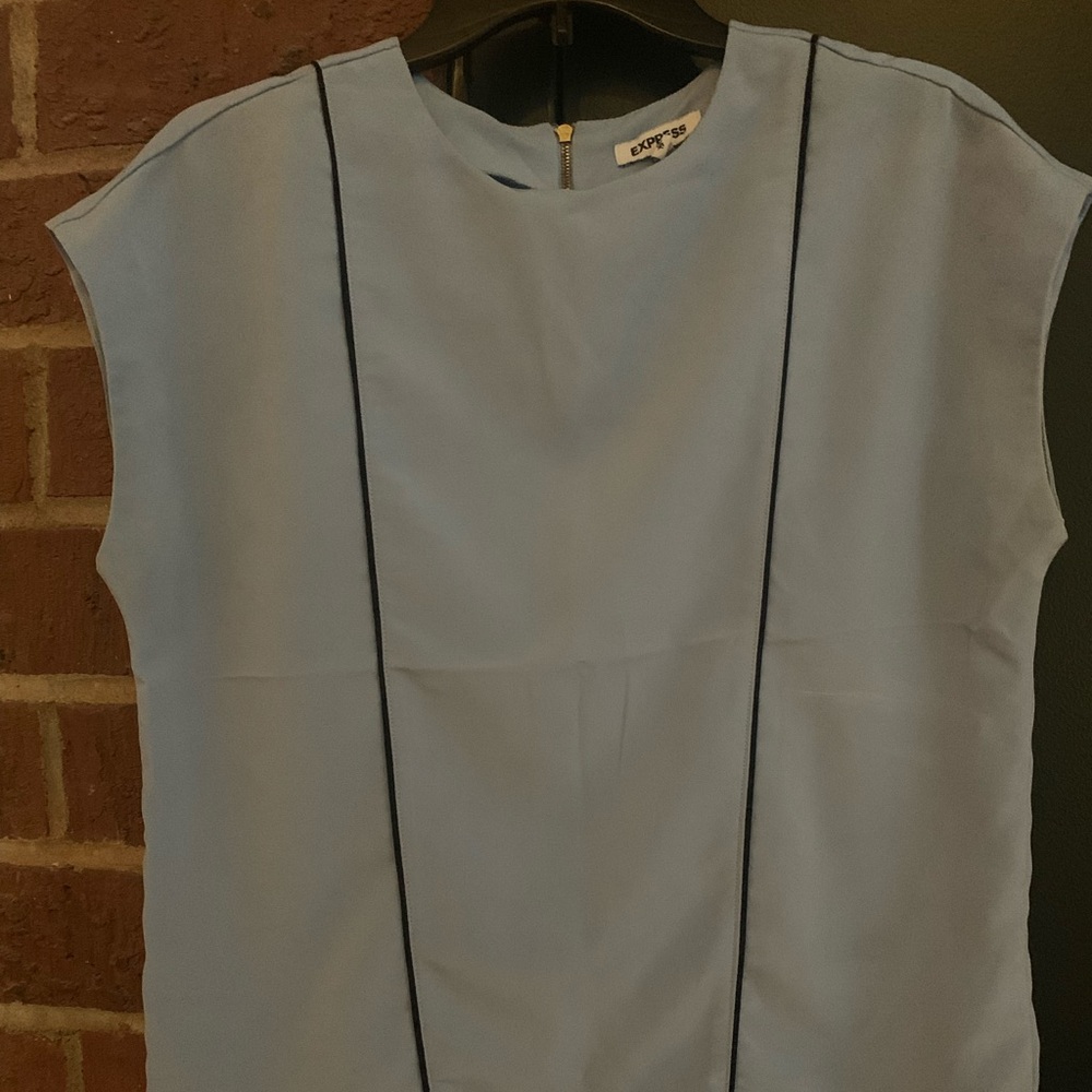 Express Short Sleeved Blouse - Size XS